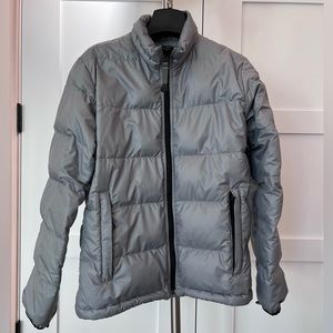 Woman’s Slate Gray Eddie Bauer Puffer Jacket. Size XS. Excellent Condition.